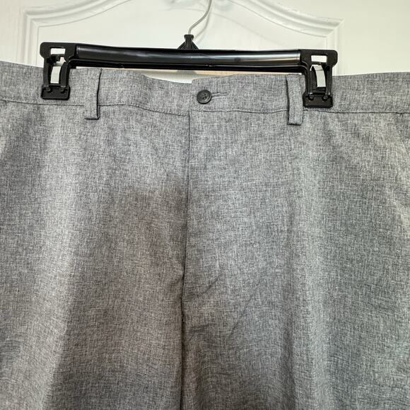 Haggar Active Series Mens Gray Lightweight Golf Comfort Performance Short Sz 40 - Picture 12 of 12